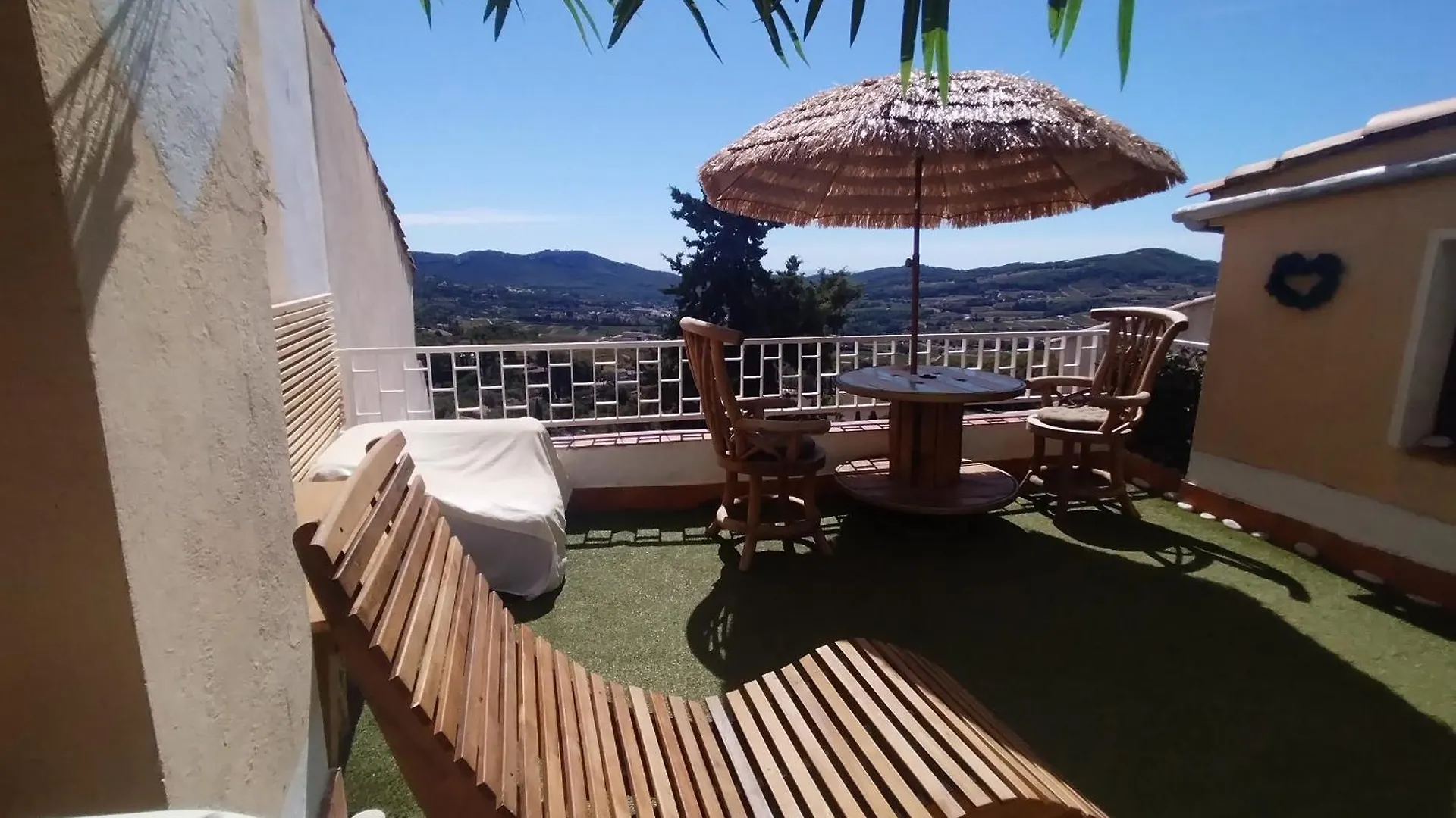 Le Castellet Vue Panoramique Apartment