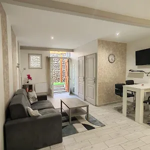 appartement-a-valence.hotels-rhonealpes.com/